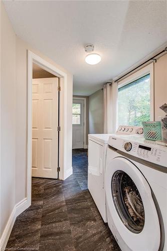 89 John Street E, Wingham, ON - Indoor Photo Showing Laundry Room