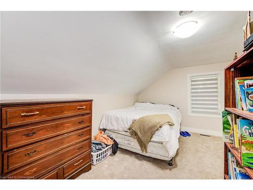 89 John Street E, Wingham, ON - Indoor Photo Showing Bedroom