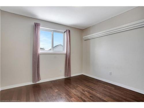 136 Haskell Road, Cambridge, ON - Indoor Photo Showing Other Room