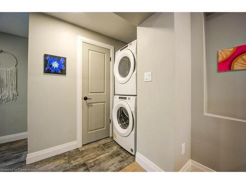 731 William Street, Cambridge, ON - Indoor Photo Showing Laundry Room