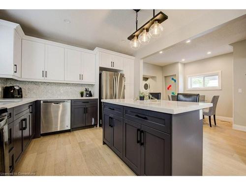 731 William Street, Cambridge, ON - Indoor Photo Showing Kitchen With Stainless Steel Kitchen With Upgraded Kitchen