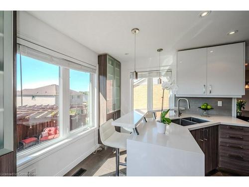 76 Drumlin Drive, Cambridge, ON - Indoor Photo Showing Kitchen With Double Sink