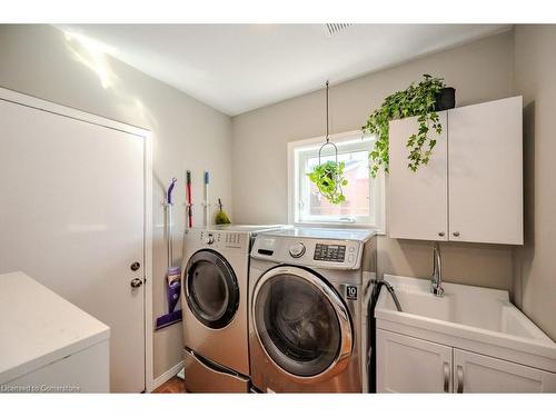 76 Drumlin Drive, Cambridge, ON - Indoor Photo Showing Laundry Room