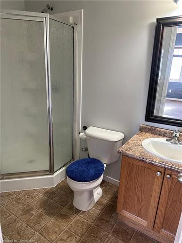 1356 Countrystone Drive, Kitchener, ON - Indoor Photo Showing Bathroom