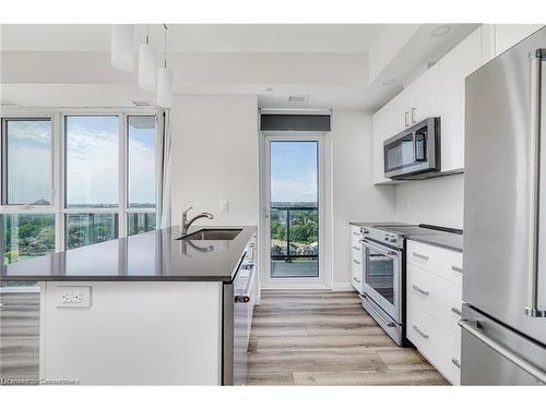 1405-108 Garment Street, Kitchener, ON - Indoor Photo Showing Kitchen