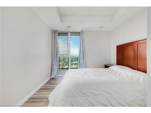 1405-108 Garment Street, Kitchener, ON - Indoor Photo Showing Bedroom