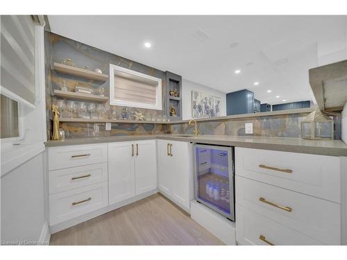 Basement-520 Winterburg Walk, Waterloo, ON - Indoor Photo Showing Kitchen