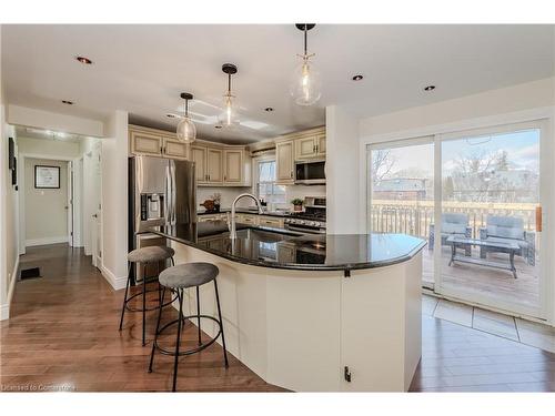 81 David Street, Cambridge, ON - Indoor Photo Showing Kitchen With Double Sink With Upgraded Kitchen