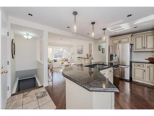 81 David Street, Cambridge, ON - Indoor Photo Showing Kitchen With Upgraded Kitchen