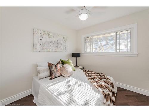 81 David Street, Cambridge, ON - Indoor Photo Showing Bedroom