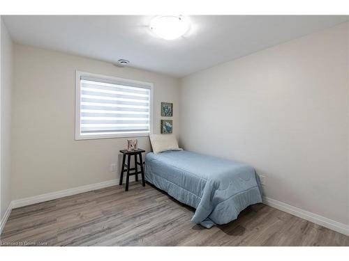 34 Dooley Drive, Kitchener, ON - Indoor Photo Showing Bedroom