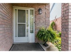 511 Oakvale Drive  Waterloo, ON N2T 2G6