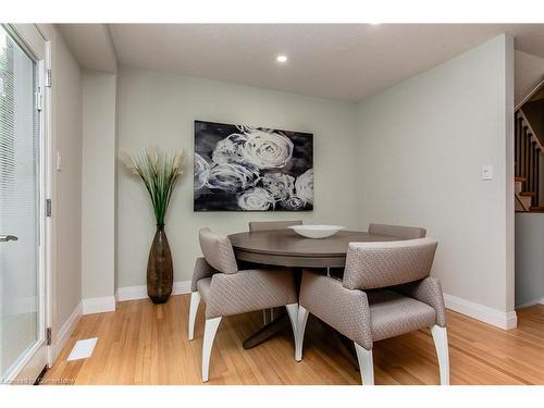 511 Oakvale Drive, Waterloo, ON - Indoor Photo Showing Dining Room