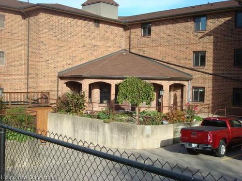 305-4 Albert Street, Cambridge, ON - Outdoor With Deck Patio Veranda