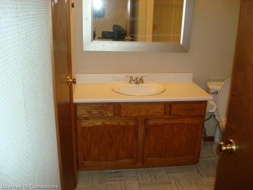 305-4 Albert Street, Cambridge, ON - Indoor Photo Showing Bathroom