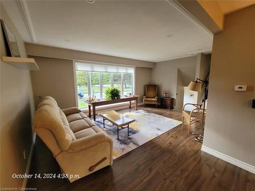 18 Dreger Avenue, Kitchener, ON - Indoor Photo Showing Living Room