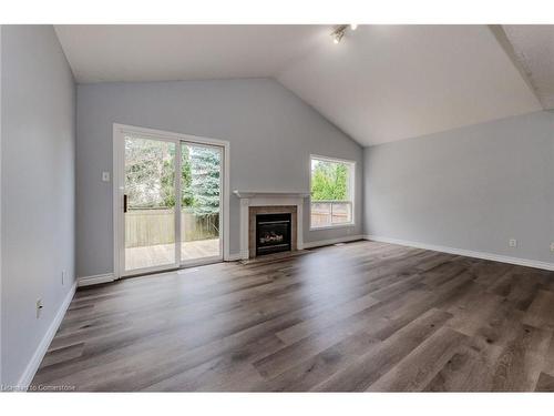 732 Angler Way, Waterloo, ON - Indoor Photo Showing Living Room With Fireplace