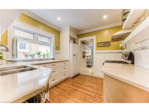 31 Chestnut Street, Kitchener, ON - Indoor Photo Showing Kitchen With Double Sink