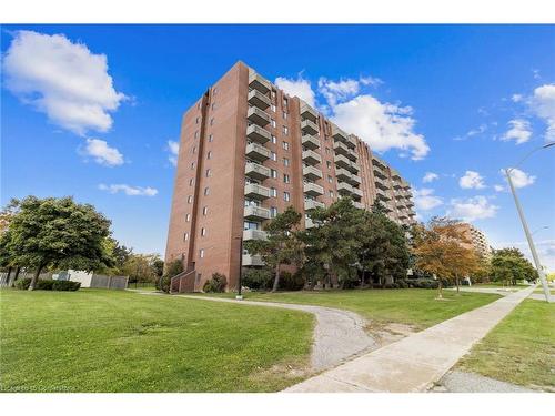 405-6720 Glen Erin Drive, Mississauga, ON - Outdoor With Balcony With Facade