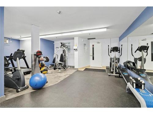 405-6720 Glen Erin Drive, Mississauga, ON - Indoor Photo Showing Gym Room