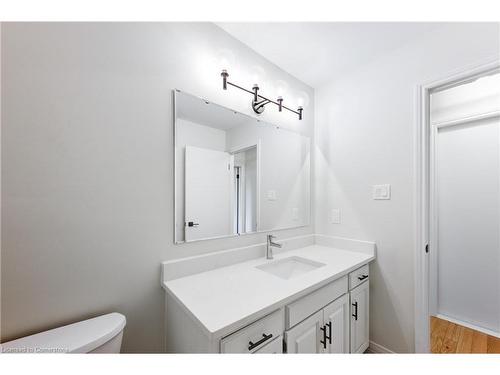 62 Ontario Street, Cambridge, ON - Indoor Photo Showing Bathroom