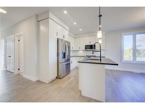 113 Bean Street, Harriston, ON - Indoor Photo Showing Kitchen With Upgraded Kitchen