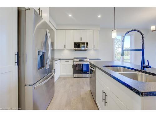 113 Bean Street, Harriston, ON - Indoor Photo Showing Kitchen With Double Sink With Upgraded Kitchen