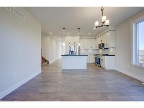 113 Bean Street, Harriston, ON - Indoor Photo Showing Kitchen With Upgraded Kitchen