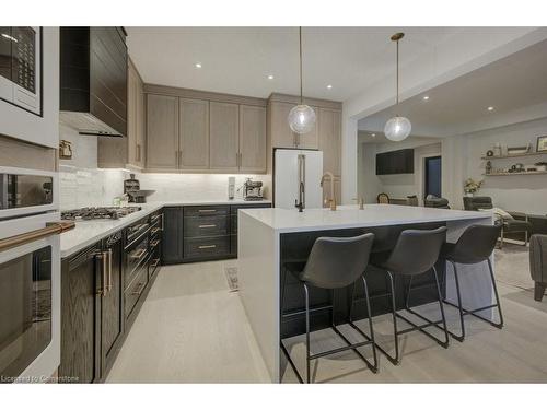 641 Wild Rye Street, Waterloo, ON - Indoor Photo Showing Kitchen With Upgraded Kitchen