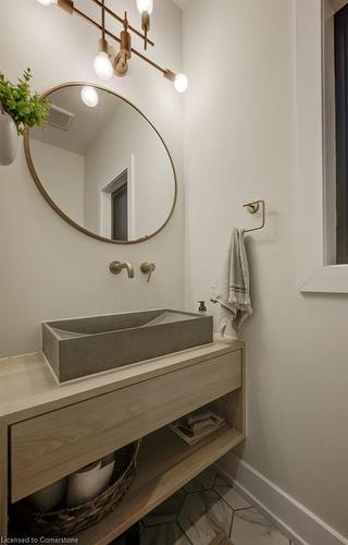 641 Wild Rye Street, Waterloo, ON - Indoor Photo Showing Bathroom