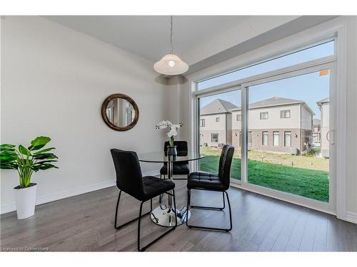 261 Broadacre Drive, Kitchener, ON - Indoor Photo Showing Dining Room