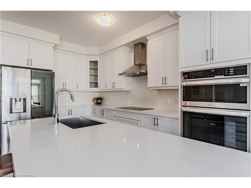 261 Broadacre Drive, Kitchener, ON - Indoor Photo Showing Kitchen With Upgraded Kitchen