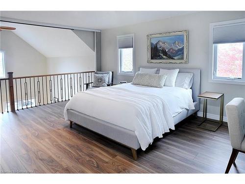 1 Robert Simone Way, Ayr, ON - Indoor Photo Showing Bedroom