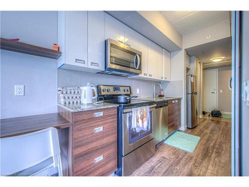 620-308 Lester Street, Waterloo, ON - Indoor Photo Showing Kitchen With Stainless Steel Kitchen