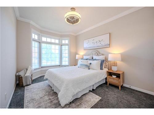 179 Doon Mills Drive, Kitchener, ON - Indoor Photo Showing Bedroom