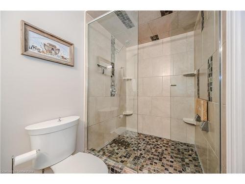 179 Doon Mills Drive, Kitchener, ON - Indoor Photo Showing Bathroom