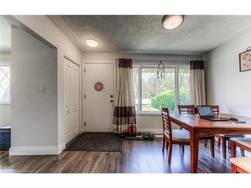 27 Weichel Street, Kitchener, ON - Indoor Photo Showing Dining Room