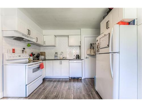 27 Weichel Street, Kitchener, ON - Indoor Photo Showing Kitchen