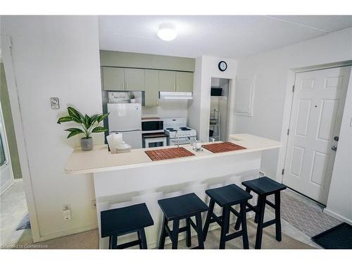 48-19 Dawson Drive, Collingwood, ON - Indoor Photo Showing Kitchen