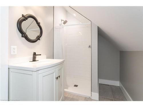 17 Deerhurst Highlands Drive, Huntsville, ON - Indoor Photo Showing Bathroom