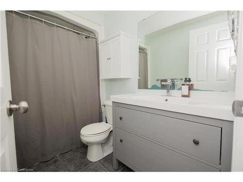 45 Ralston Drive, Guelph, ON - Indoor Photo Showing Bathroom