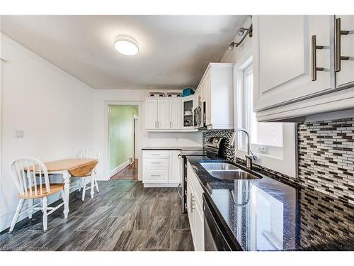 168 Edinburgh Road N, Guelph, ON - Indoor Photo Showing Kitchen With Double Sink