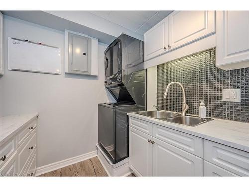 54-63 Conroy Crescent, Guelph, ON - Indoor Photo Showing Kitchen With Double Sink