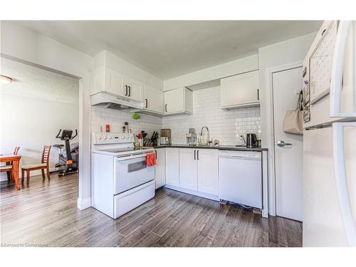 27 Weichel Street, Kitchener, ON - Indoor Photo Showing Kitchen