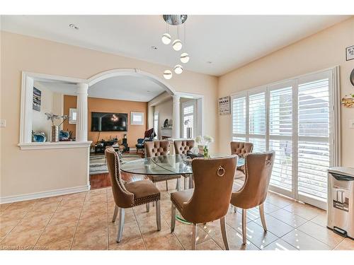 170 The Queens Way, Barrie, ON - Indoor Photo Showing Dining Room