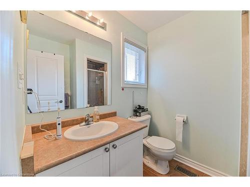 170 The Queens Way, Barrie, ON - Indoor Photo Showing Bathroom