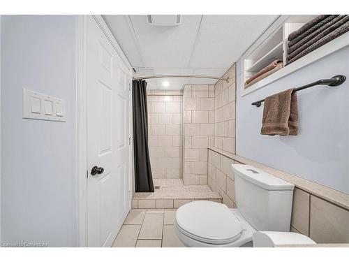 7 Woodland Drive, Cambridge, ON - Indoor Photo Showing Bathroom