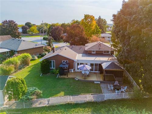 7 Woodland Drive, Cambridge, ON - Outdoor