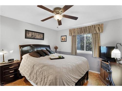 74 Cherry Hill Drive, Kitchener, ON - Indoor Photo Showing Bedroom