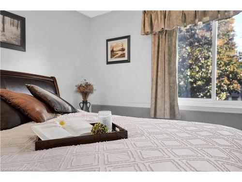 74 Cherry Hill Drive, Kitchener, ON - Indoor Photo Showing Bedroom